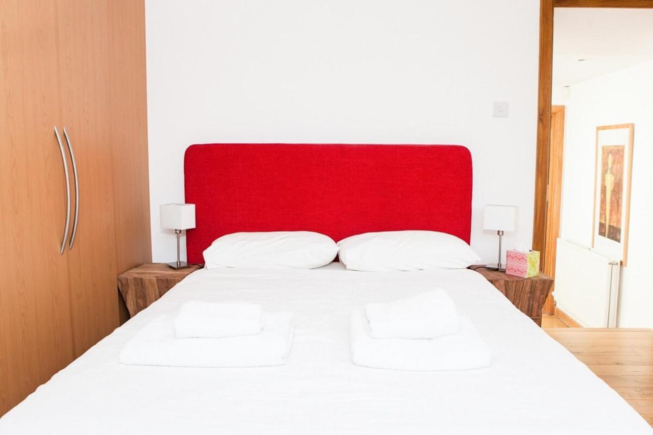 Spectacular Central 4-Bedroom Close To London Eye Exterior photo
