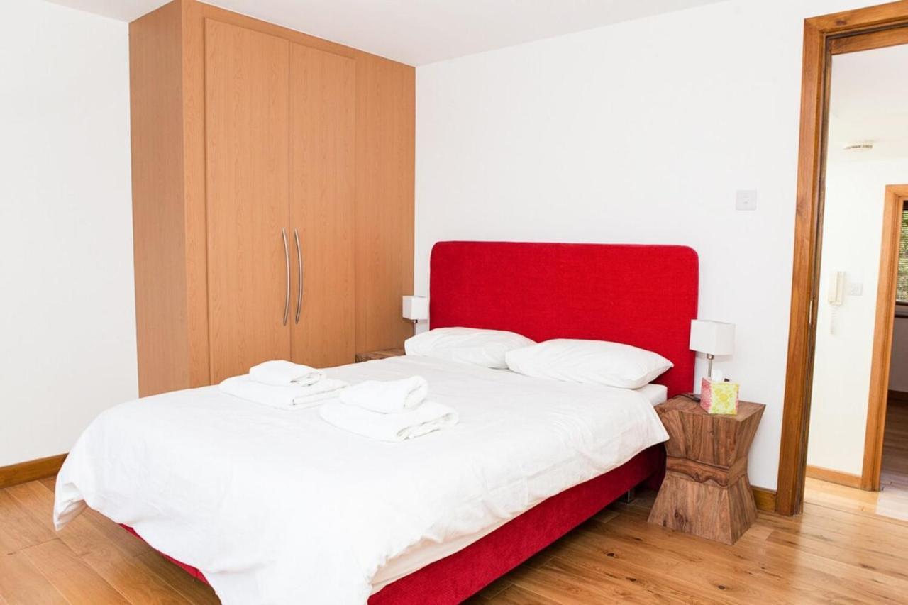 Spectacular Central 4-Bedroom Close To London Eye Exterior photo