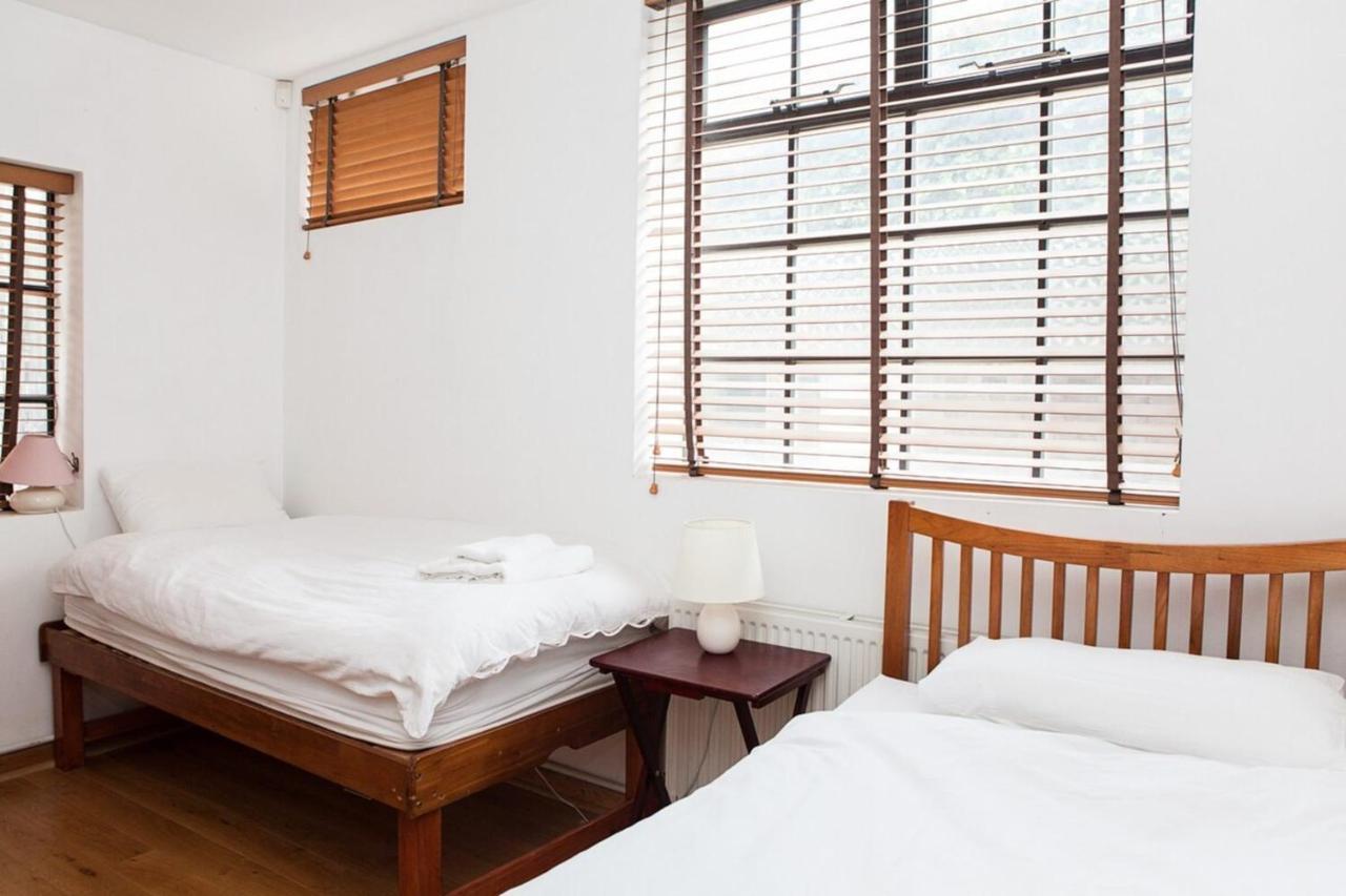 Spectacular Central 4-Bedroom Close To London Eye Exterior photo