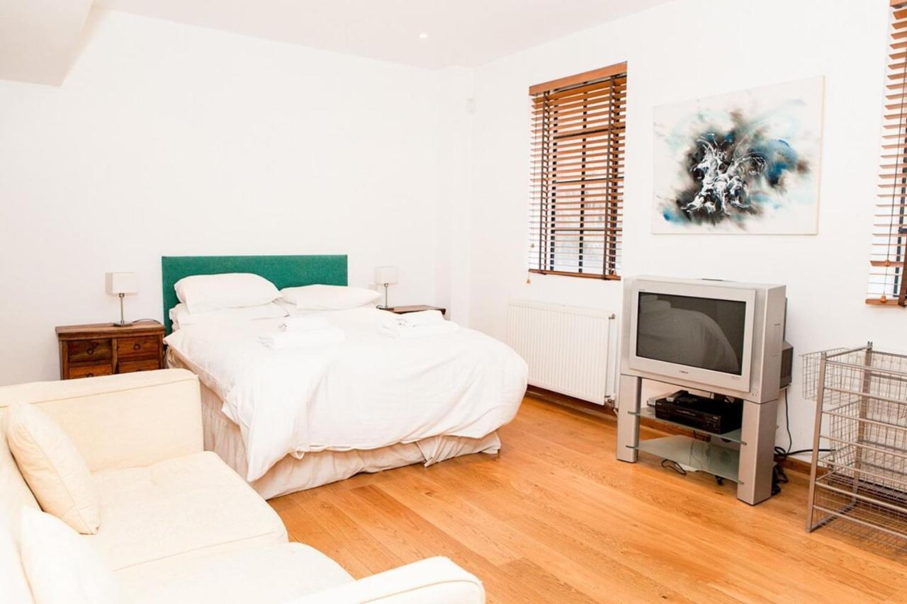 Spectacular Central 4-Bedroom Close To London Eye Exterior photo